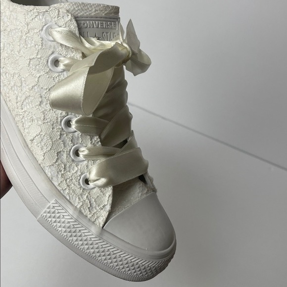 Converse‎ Women's Bridal Wedding Cream Lace Ribbon White Sneakers 8.5 - Picture 10 of 14